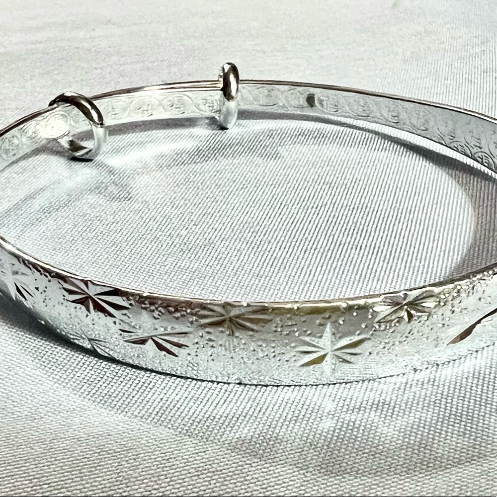 925 Sterling Silver Bangle